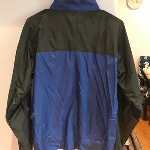 EMS linens water resistant rain coat
